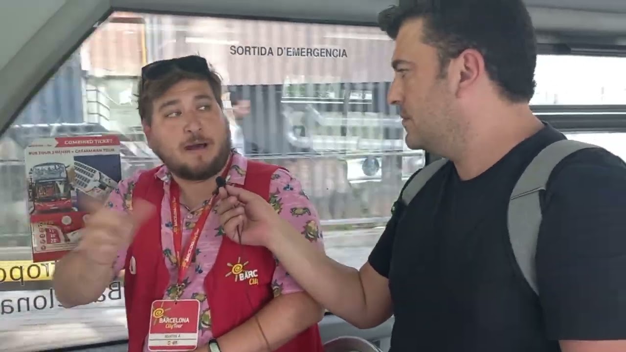 Emigró a BARCELONA y le cambió su vida es GUIA EN EL BUS, ¿SUELDO?