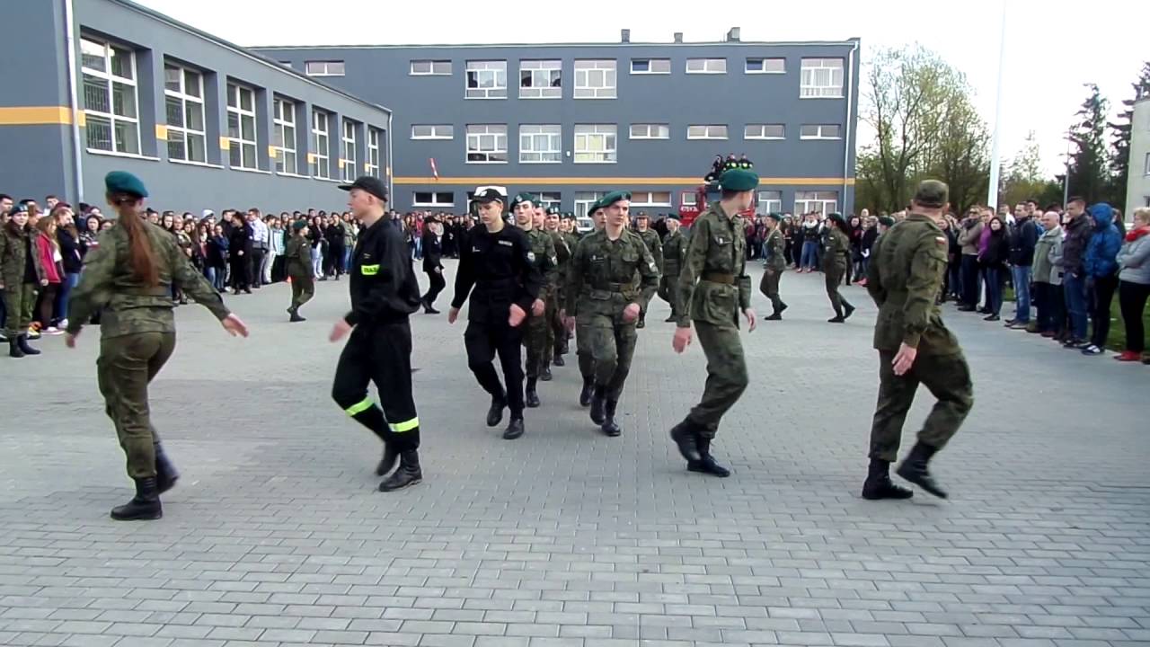 ZS im. M. Rataja w Gościnie. Musztra