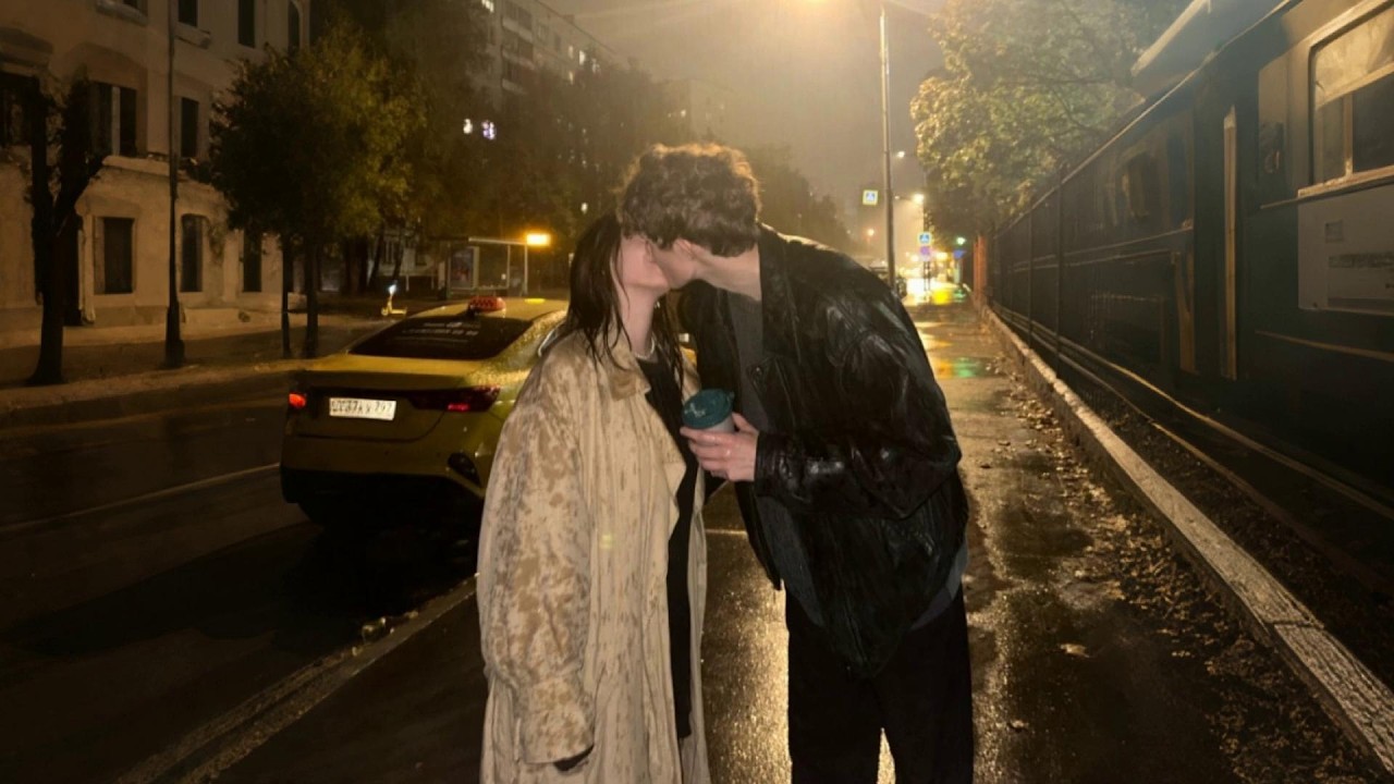 𝘱𝘰𝘷: 𝘺𝘰𝘶 𝘢𝘳𝘦 𝘧𝘢𝘭𝘭𝘪𝘯𝘨 𝘪𝘯 𝘭𝘰𝘷𝘦