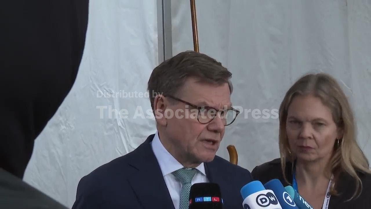 German FM: Russia 'had the possibility, the motive and the means to administer the poison to Navalny