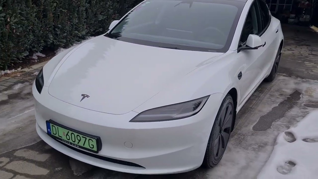Tesla - Odbi&oacute;r auta - na co zwr&oacute;cić uwagę, co powinno być na wyposażeniu, jak kupić 2000 zł taniej.