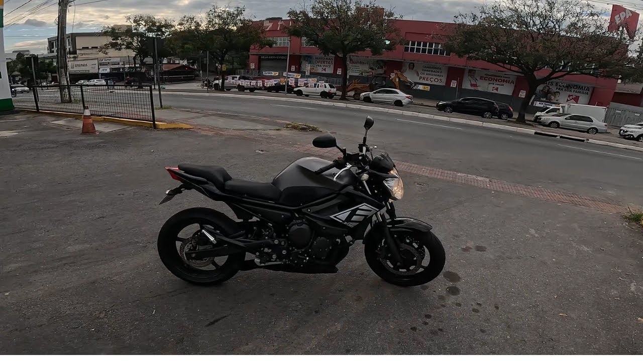ATRASADO DE XJ6 SO O CANO - BR 381 BH - 4K