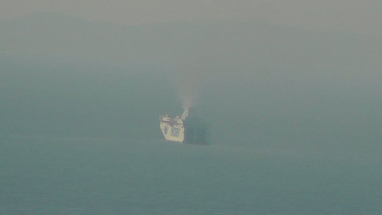 Incendio sulla nave 