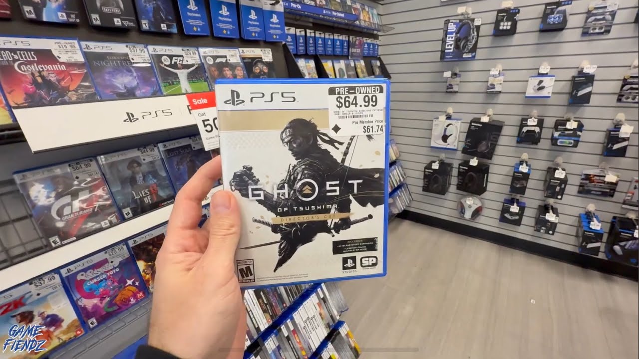 В этом магазине Game Stop однажды продали 200 игр всего двум людям.