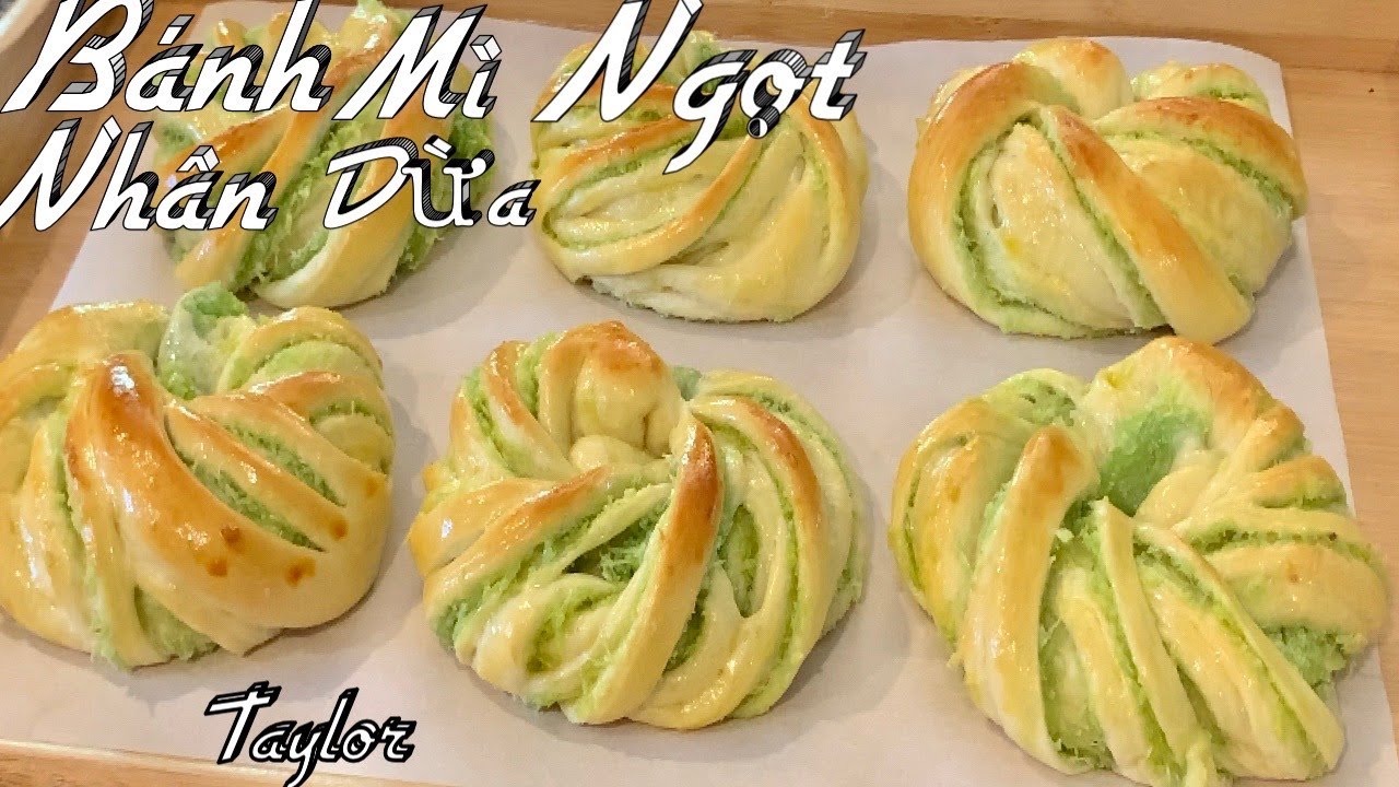Cách Làm Bánh Mì Sữa  Lá Dứa Nhân Dừa Mềm Xốp Thơm Ngon - DIY Coconut Pandan Milk Bread -Taylor