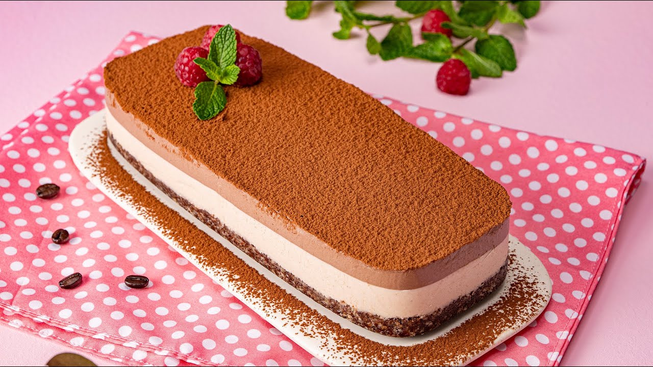 Tiramisu raw vegan cake