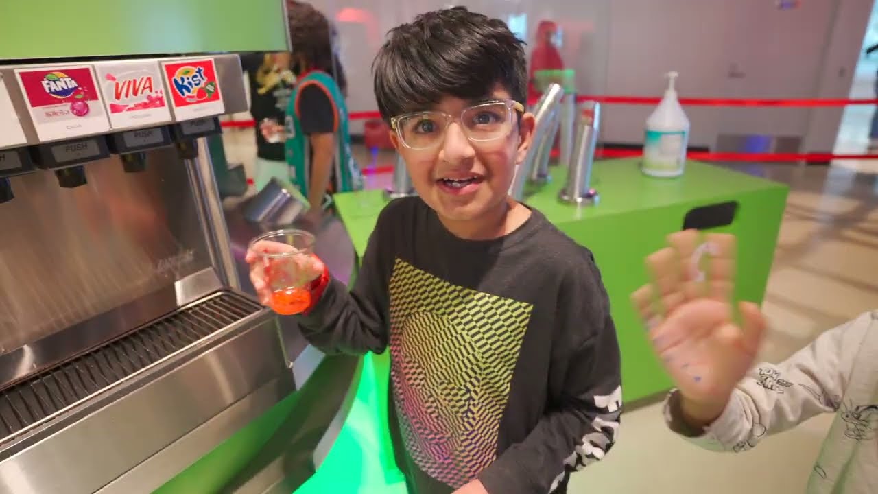 Yahan pe hai FREE COCA COLA - Jitni Marji Pio