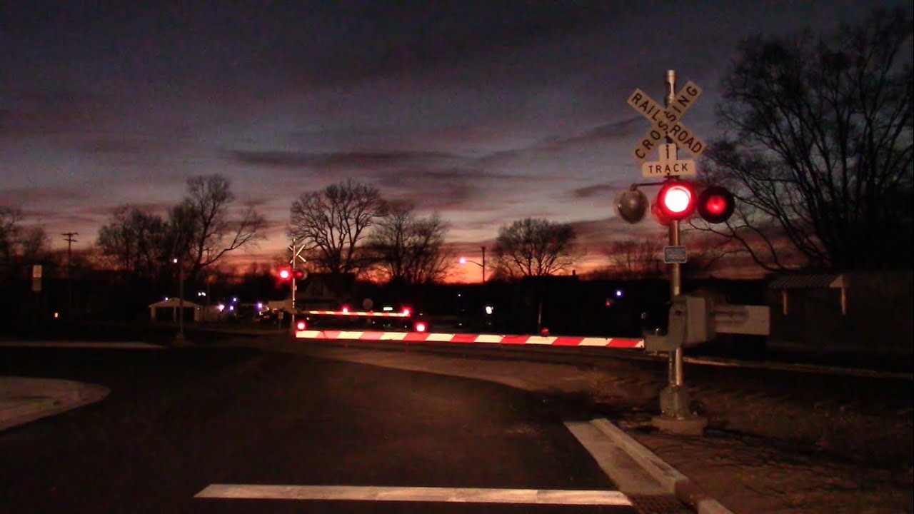 Monroe Street Railroad Crossing - NS 21T w/ NS 1091, NS 9620, and NS 7690 in Delphi, Indiana