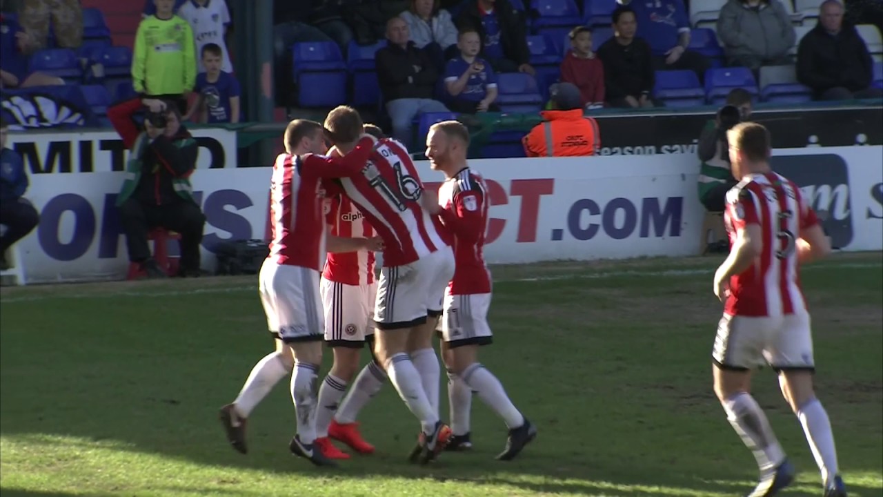 Oldham 1-1 Blades - match action