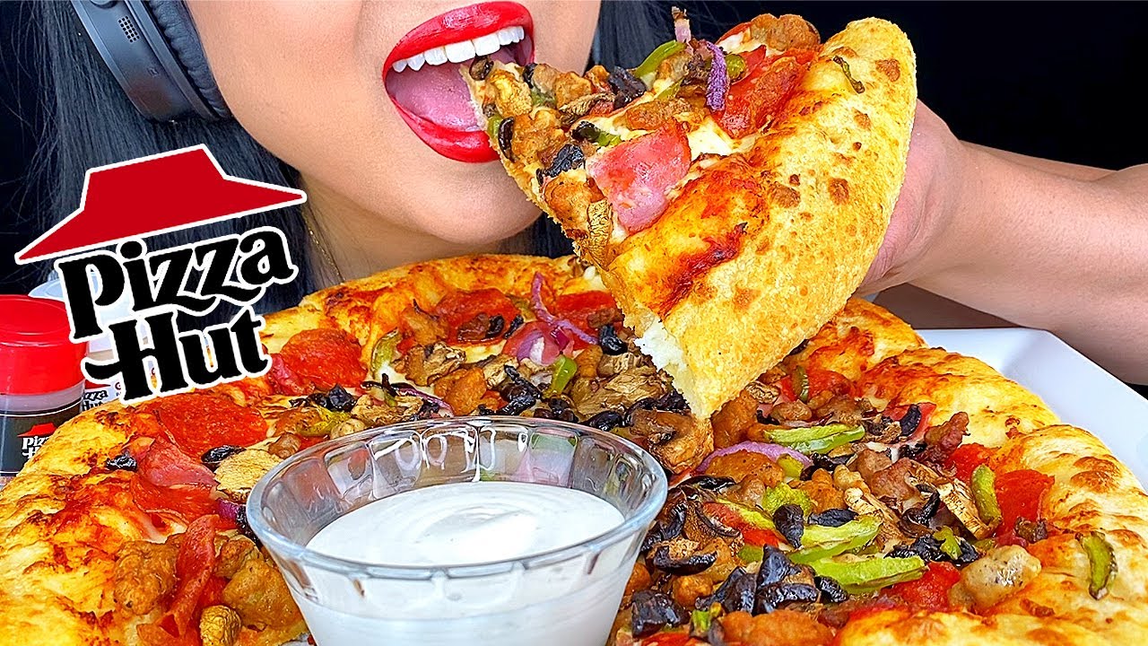 ASMR EATING CHEESY STUFFED CRUST PIZZA HUT MUKBANG 먹방 Eating Sounds (NO TALKING)