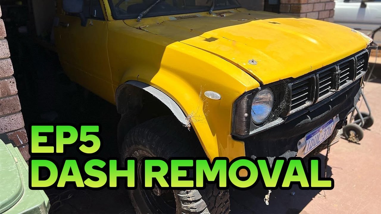 Hilux Dashboard Removal - RN46 V8 Toyota Pickup Build Ep5