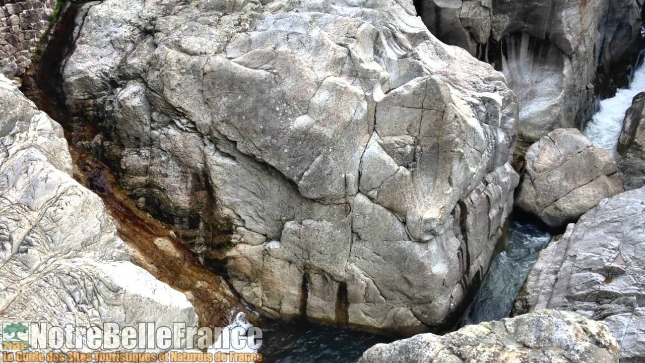 Les Cuves du Duzon (site naturel de France, Notrebellefrance, ard&ecirc;che, HD)