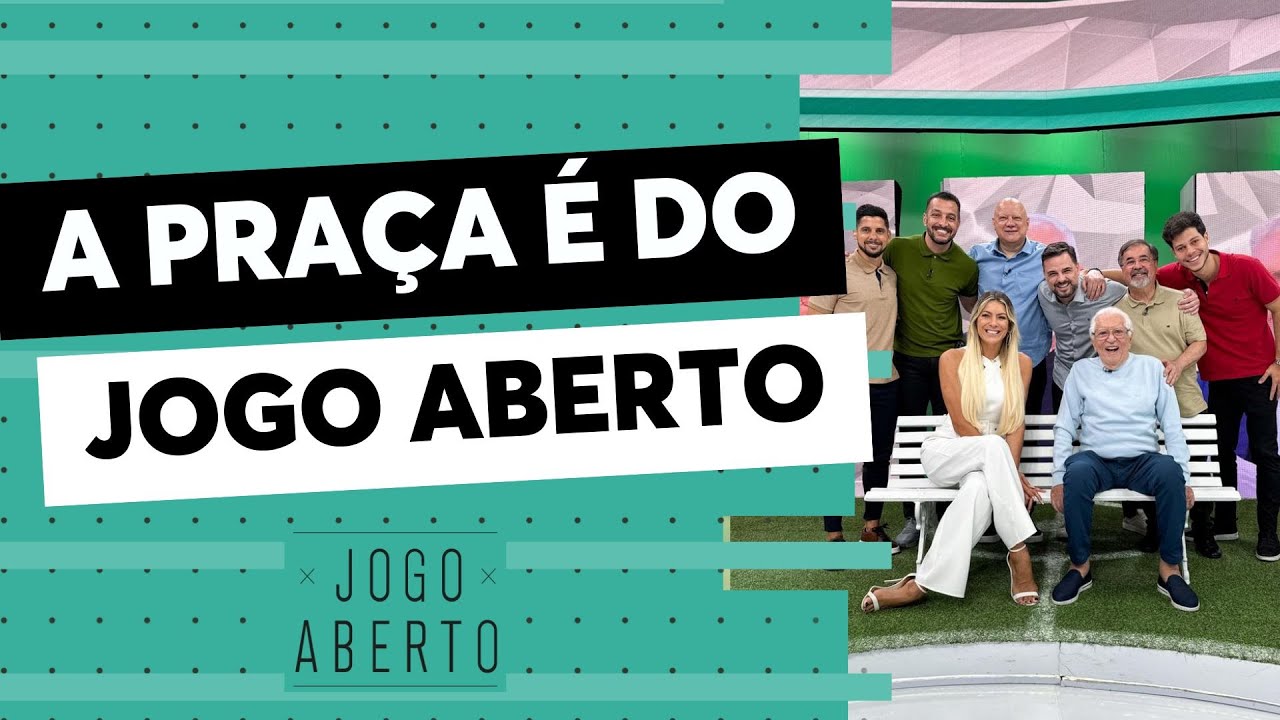 Renata Fan se emociona ao ser homenageada por Carlos Alberto de N&oacute;brega