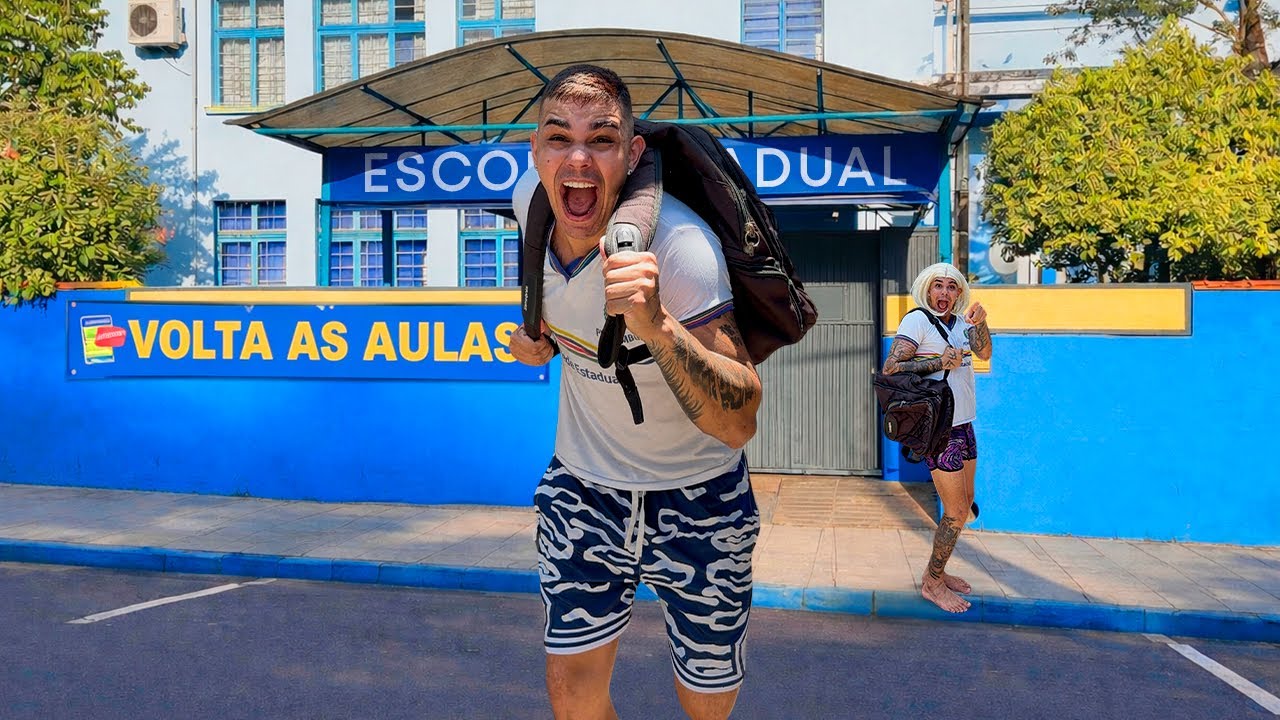 A VOLTA &Aacute;S AULAS