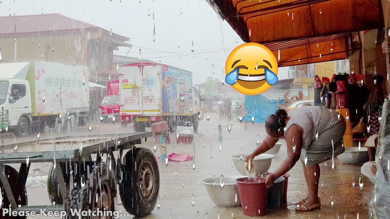 I FELL DOWN IN HEAVY RAINS IN AFRICA MARKET MADINA GHANA ACCRA