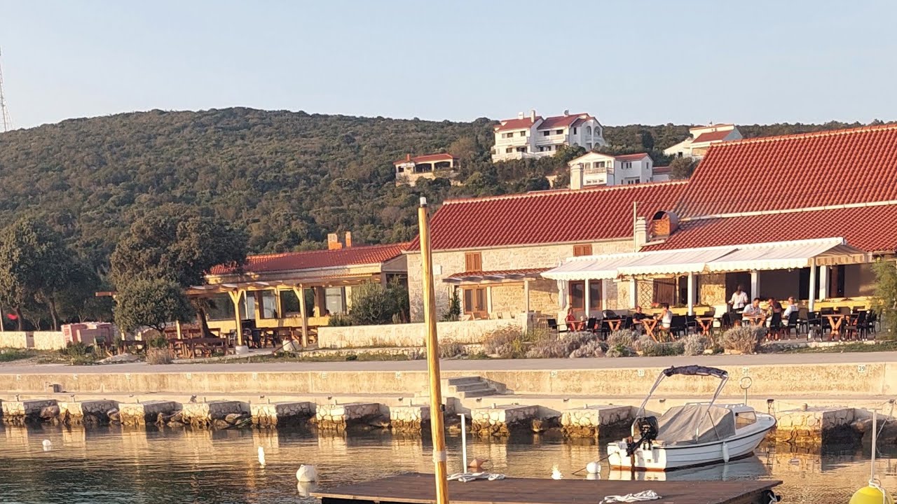 (#239). 🇭🇷CROATIA: A beautiful day on the island Premuda.