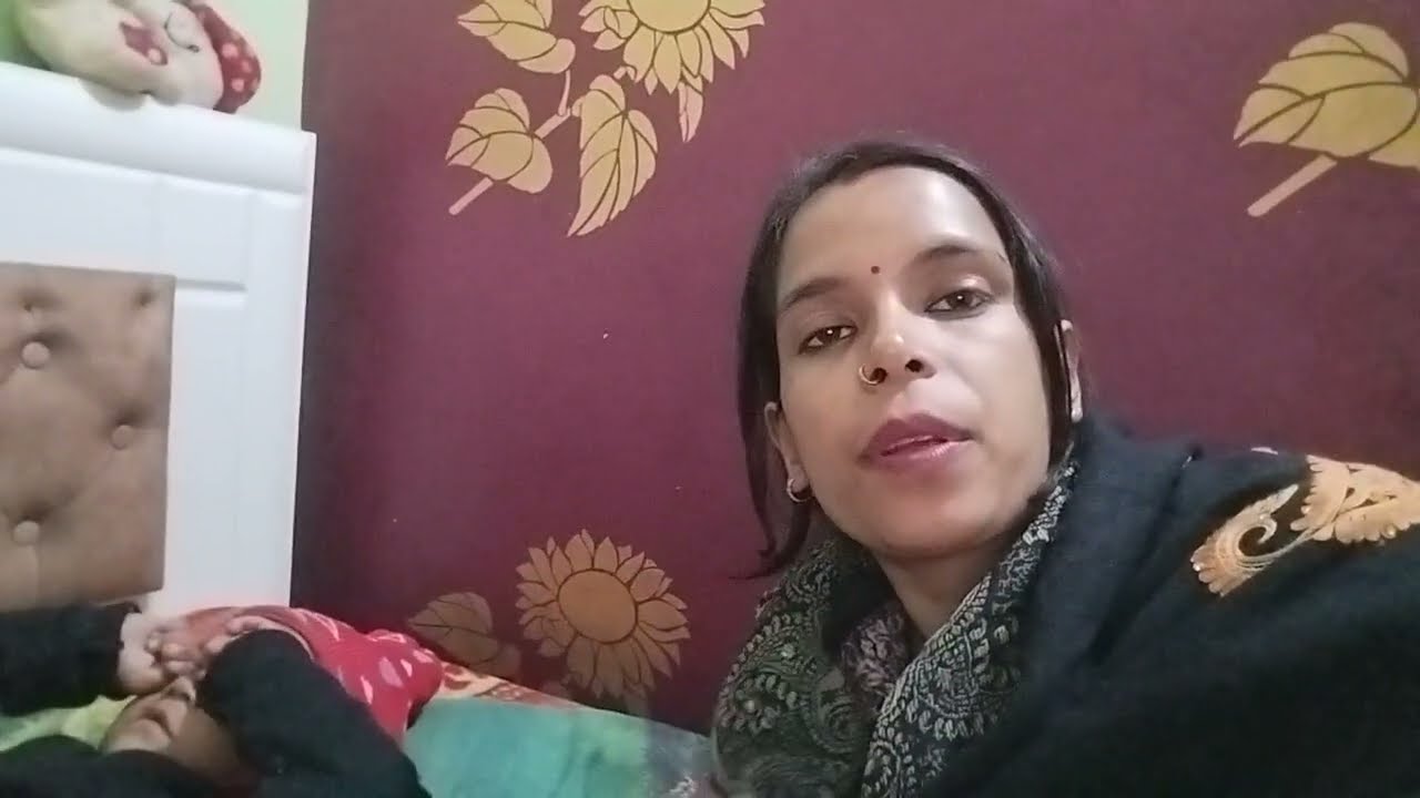 मां बेटे की जोड़ी आपको कैसी लगती है आप लोग हम मां बेटे की जोड़ी को प्यार दीजिए प्लीज़ 