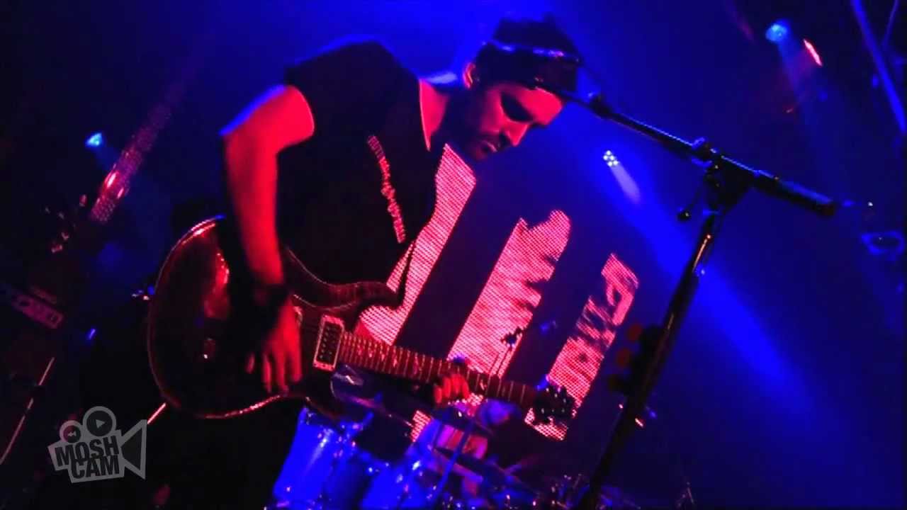 Karnivool - Umbra (Live in Sydney) | Moshcam