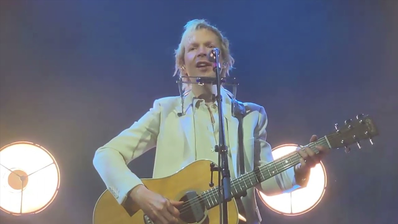 Beck - Irving Plaza, NYC (9 Nov 2021)