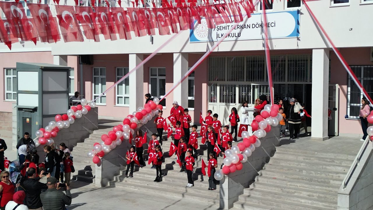 Şehit Serkan Dökmeci İlkokulu, 29 Ekim 2024 Cumhuriyet Bayramı Kutlama Töreni