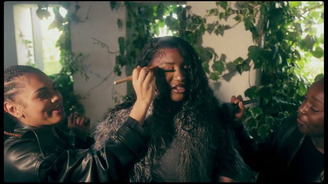 KIZZY GRÂCE - Encore (Clip Officiel)