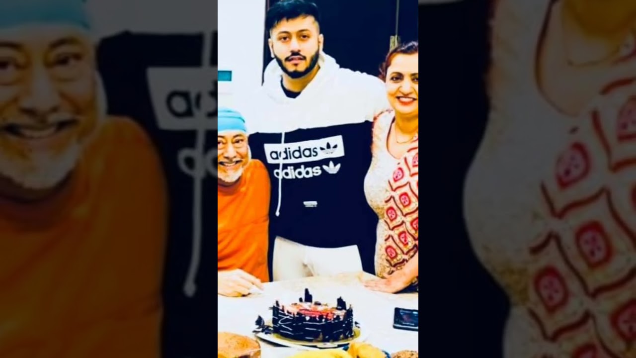 Jaswinder Bhalla With Family ❣️ 