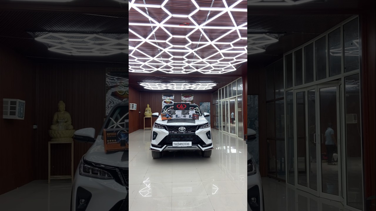 Fortuner Audio Setup Upgrade #viralshort #modificition #audiosetup #fortuner #youtubeshorts #modifi