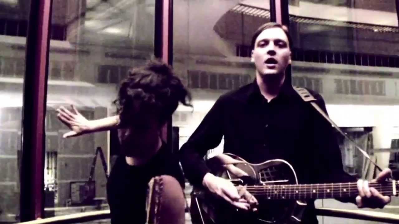 Win Butler & R&eacute;gine Chassagne- Windowsill (Arcade Fire)