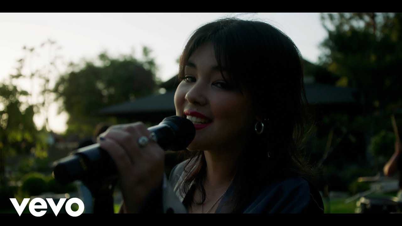 Audrey Mika - Alive (Performance on 88 Rising's Asia Rising Together Festival (Live))