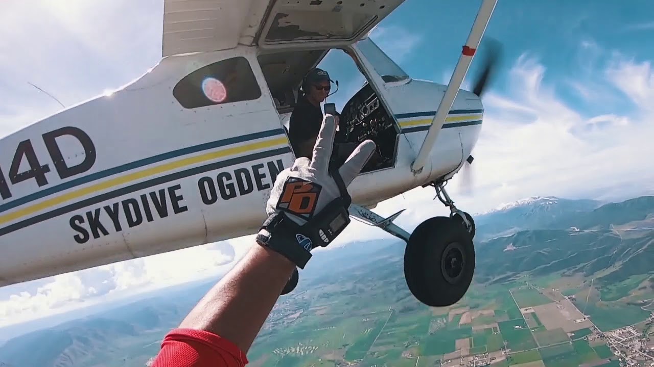 Skydiving into a Maverik!!! Dusty Hanks