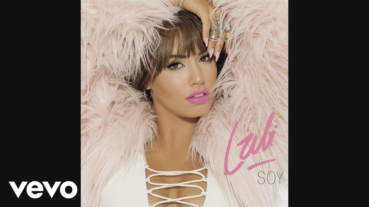 Lali - Lejos de Mí (Pseudo Video)