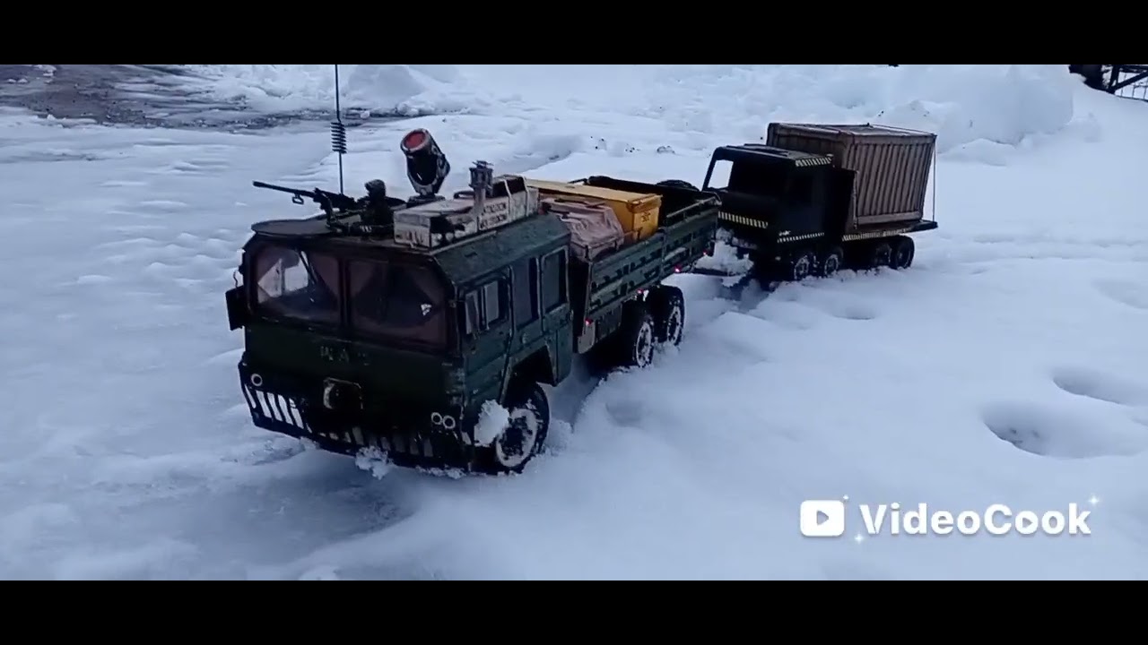 6x6 embarking on a daring rescue of a stranded transport truck.