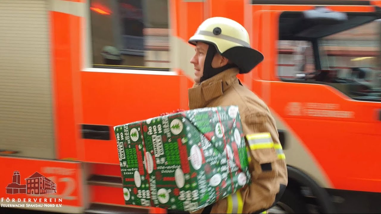 Berliner Feuerwehr - Feuerwache Spandau-Nord - Weihnachtsmarkt Trailer 2018