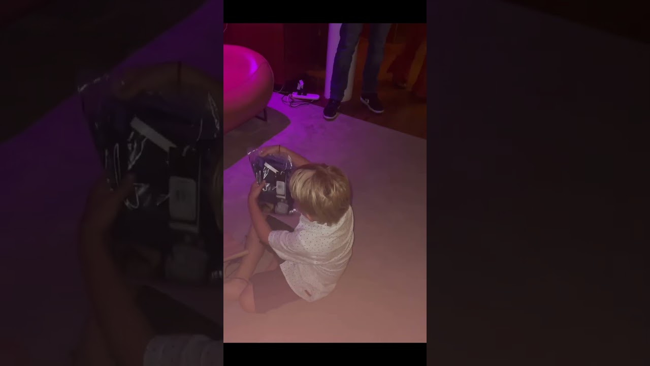 Salí a buscar a Papá Noel a ver si lo veía y llegó el regalo más esperado!