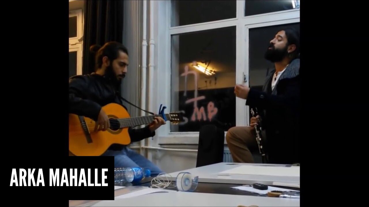 Koray Avcı - Arka Mahalle (Akustik)