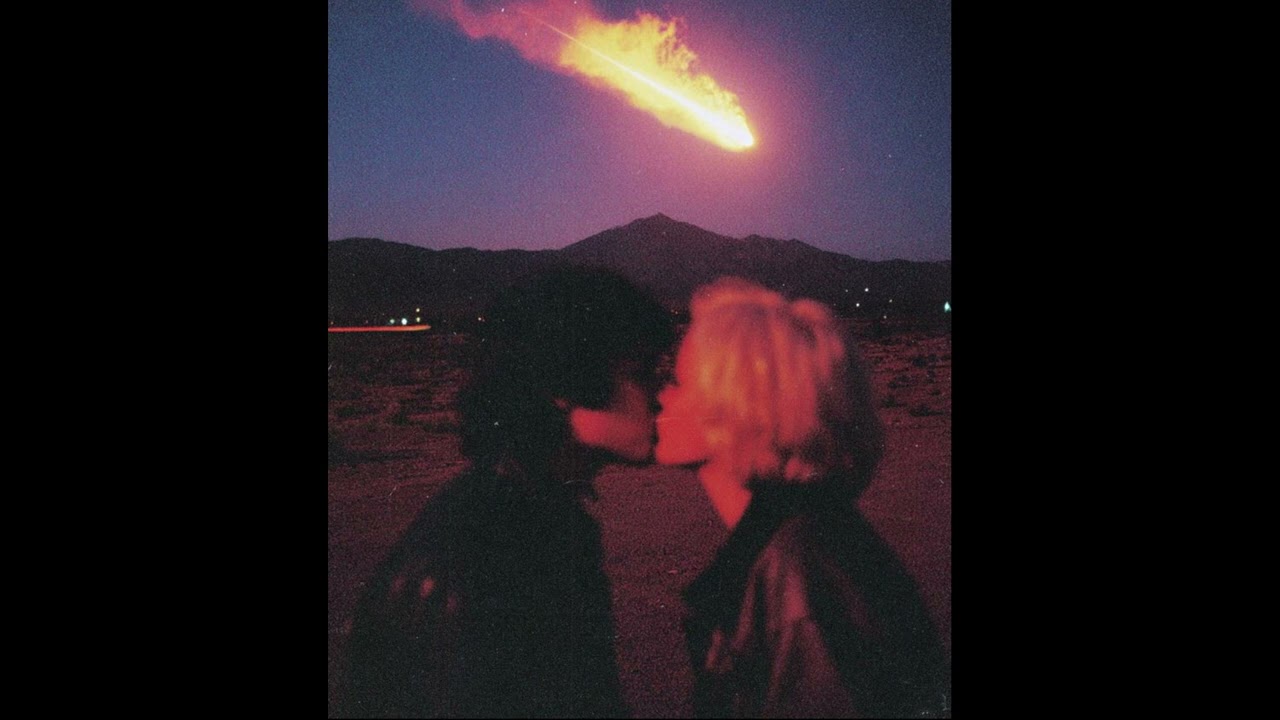 𝒍𝒊𝒌𝒆 𝑰 𝒂𝒍𝒘𝒂𝒚𝒔 𝒅𝒐