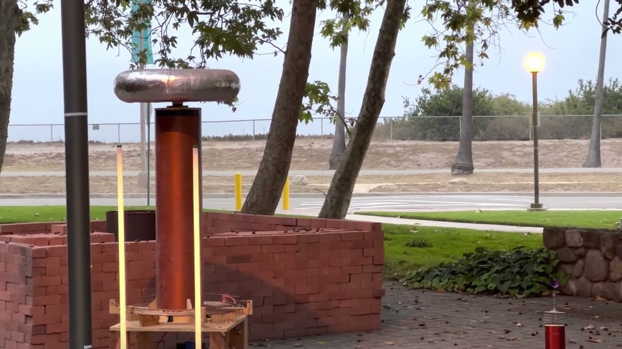 rush E midi on tesla coil
