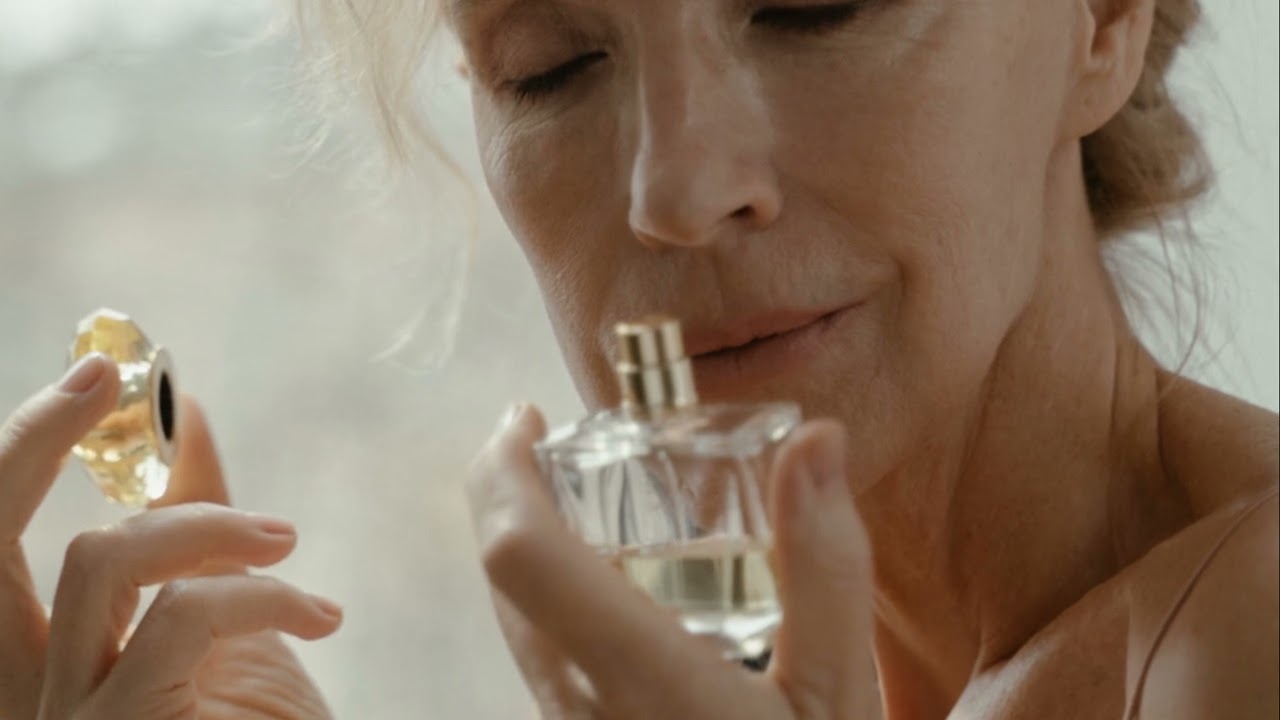 Perfumy na Walentynki 2025  10 najlepszych zapachów dla kobiety