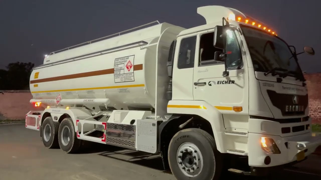 23KL Bottom Loading Nayara/Essar POL Tanker Premium Model