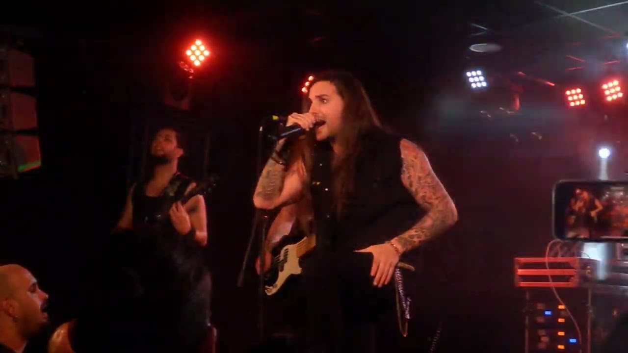 HEADON   El Beso Saurom Mester De Juglaría  sala garaje murcia 1 04 2022