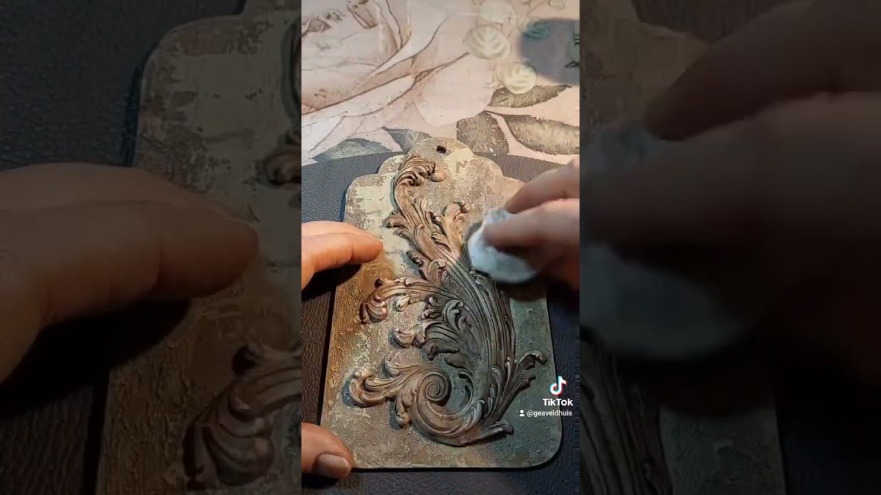Made tags with ornaments by Gea Veldhuis