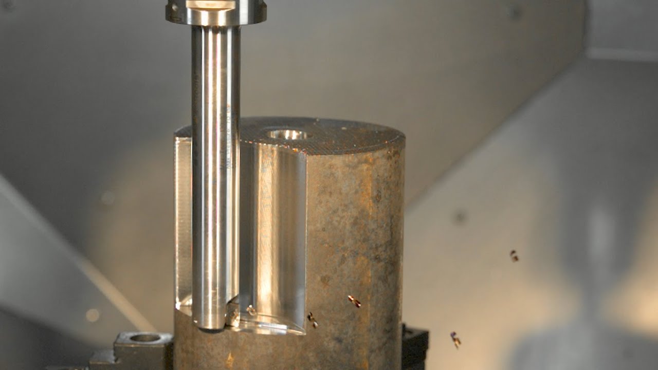Damped milling cutters - CoroMill® 390 with Silent Tools™ technology