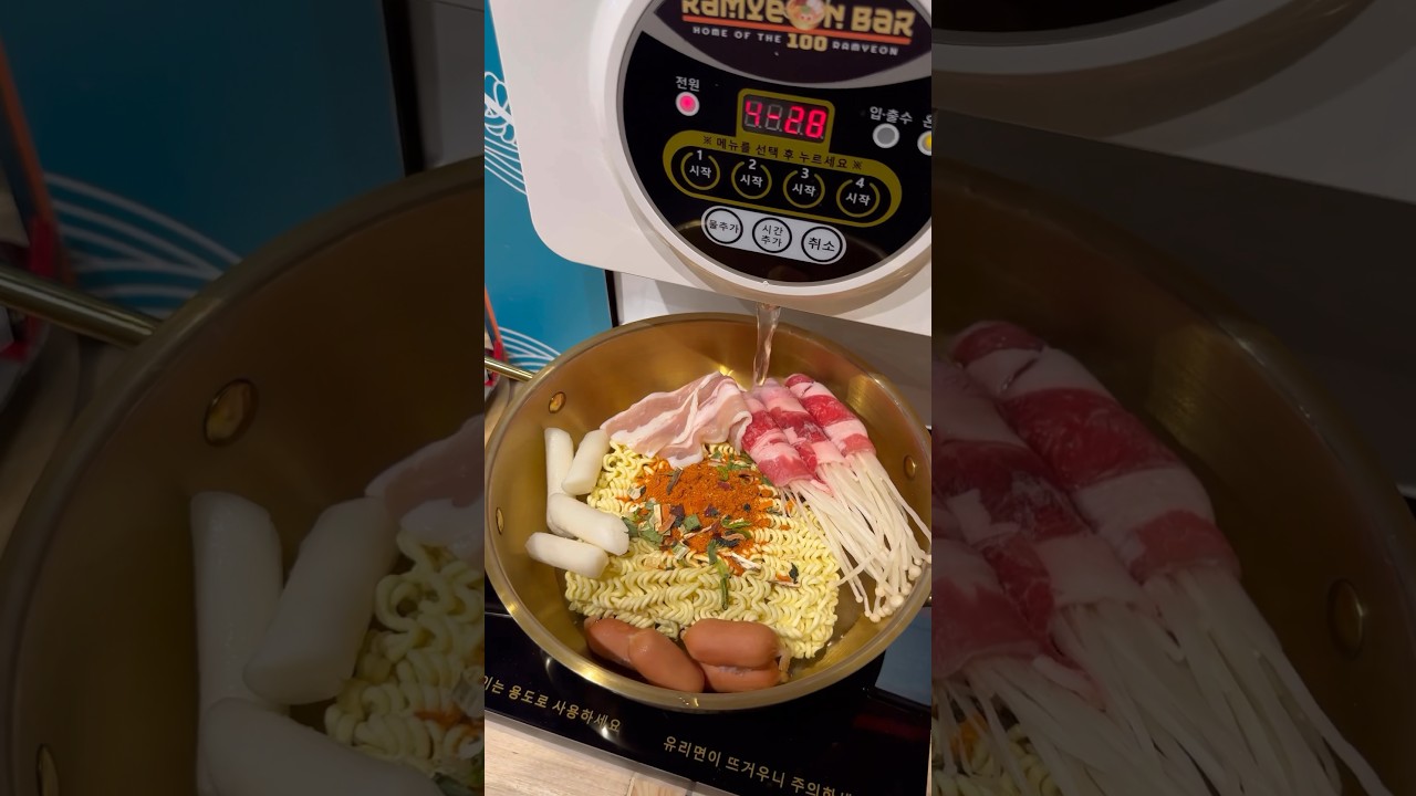 We tried the Ramyeon Bar in the Philippines 👀 