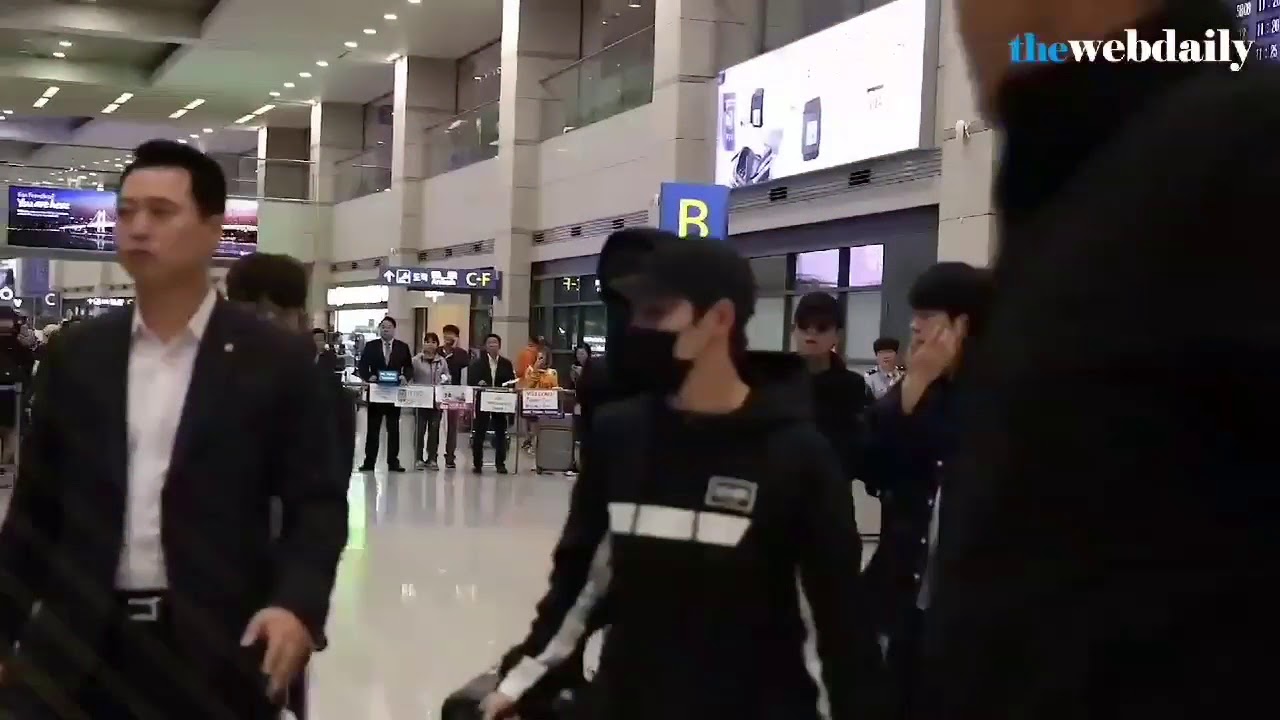180516 Wanna one Ong Seongwu & Ha Sungwoon arrived safely in Korea today