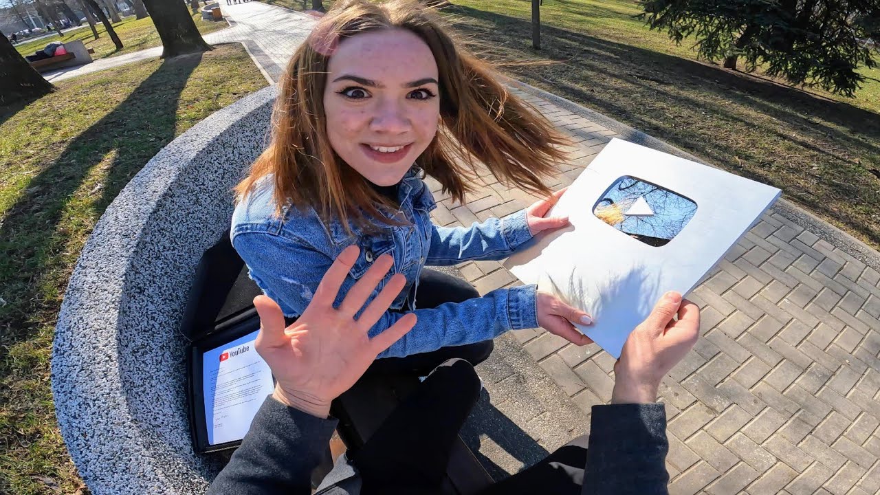 С ЭТОЙ ДЕВУШКОЙ Я ПОЛУЧИЛ СЕРЕБРЯНУЮ КНОПКУ YOUTUBE (Комедия от лица паркура)