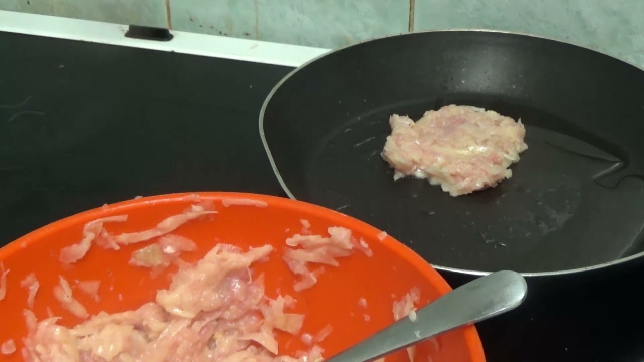 Chicken & Spuds Cakes