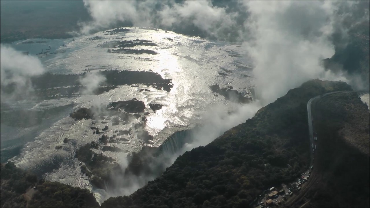 Helikopter Rundflug über die Victoriafälle (Simbabwe & Sambia)
