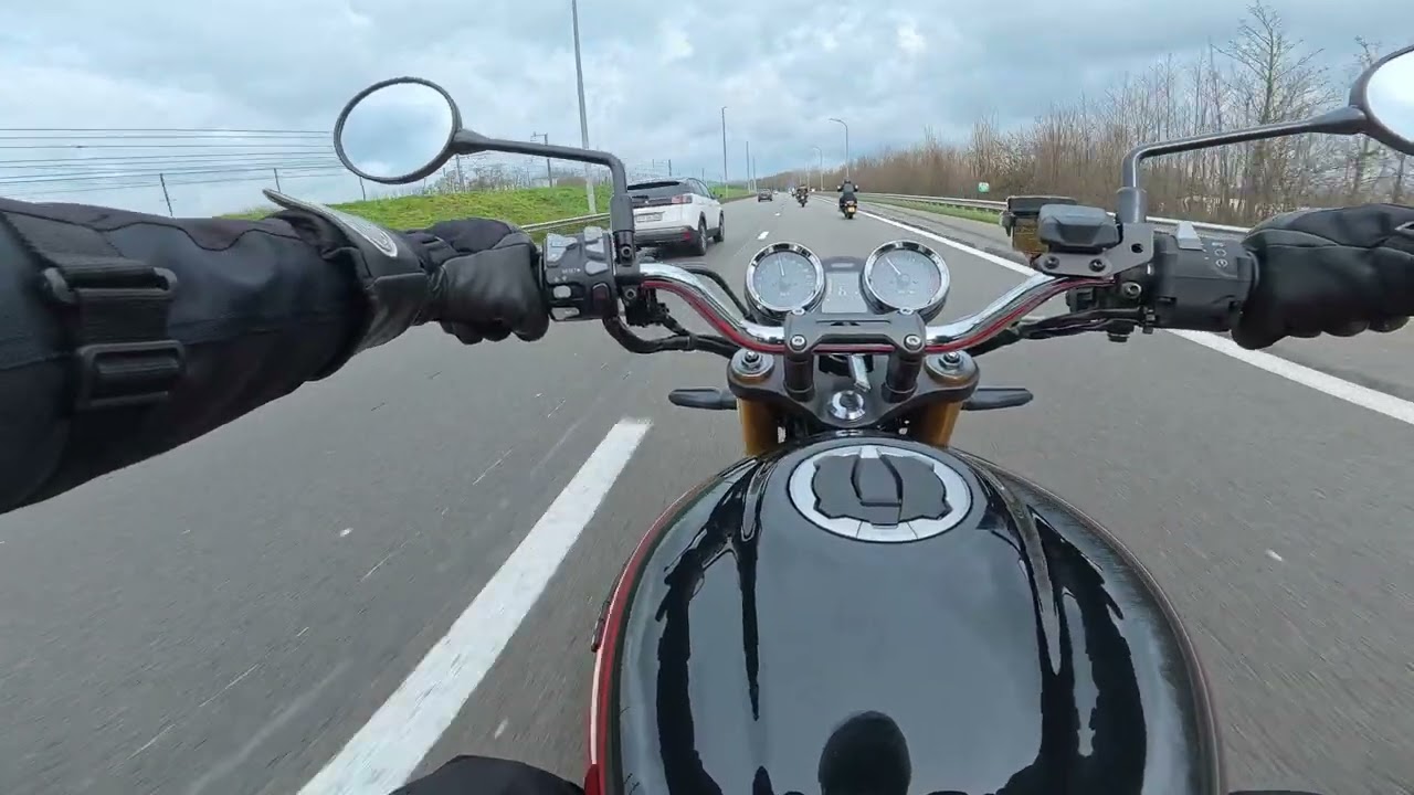 Kawasaki Z900 RS SE, handsome, smooth powerstation, improved 2026 model makes is even beter again.