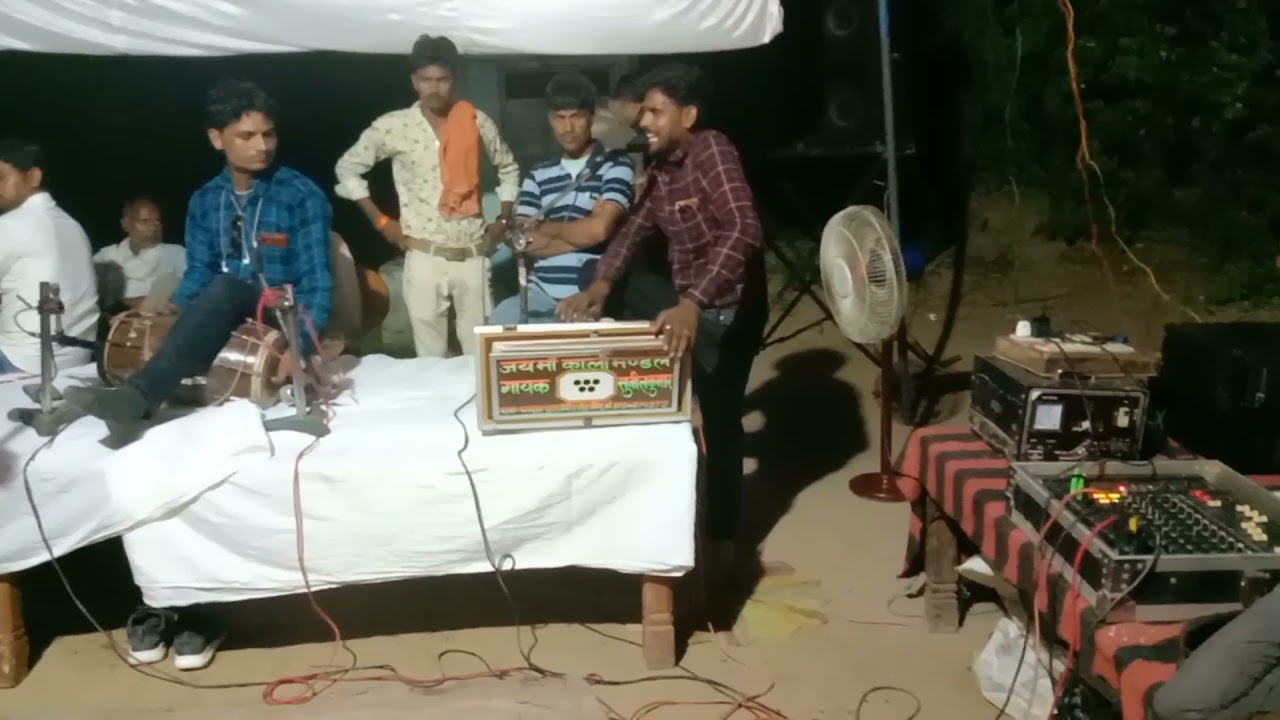 गायक  राजवीर प्रजापति की आवाज में वंदना,9691975300 🙏 माखन मिस्त्री ट्यूब चैनल,8319563235 👍