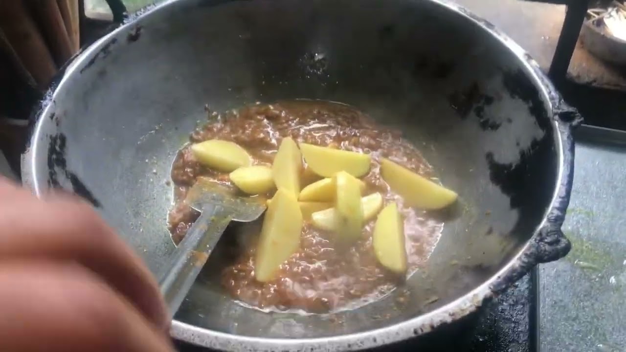 সিলভার মাছ রান্না করে খেলেই মজা। 